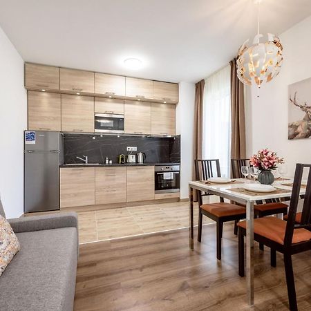 211 / 1 Bedroom / Modern Condo In City Center Будапеща Екстериор снимка