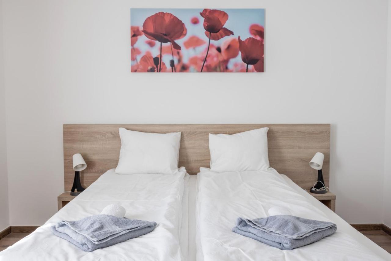 211 / 1 Bedroom / Modern Condo In City Center Будапеща Екстериор снимка