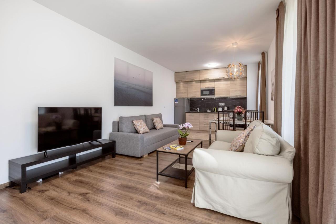 211 / 1 Bedroom / Modern Condo In City Center Будапеща Екстериор снимка